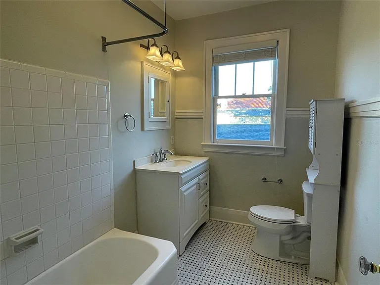 1806 W Morrison Ave #3 — Photo 16