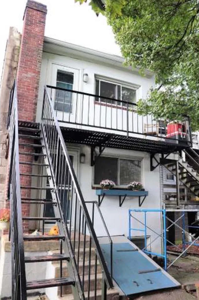 2 bed, $1,200 — Photo 2