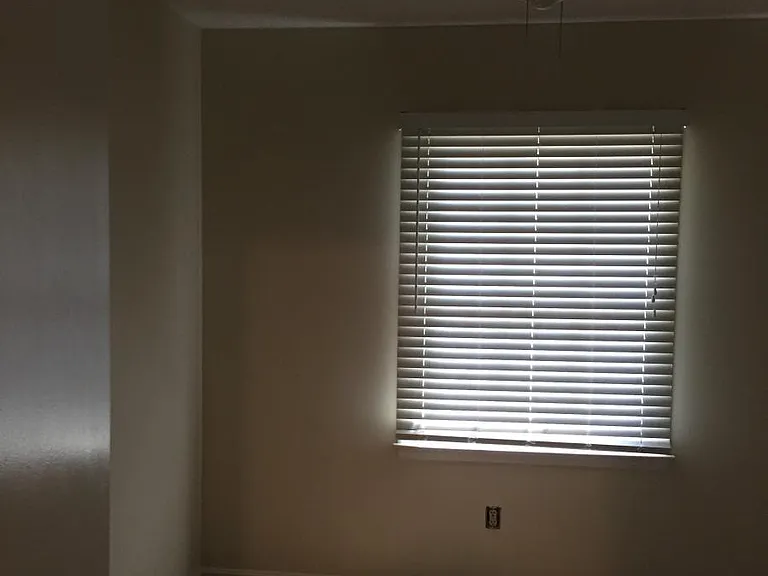 3483 Sutherland Dr — Photo 5