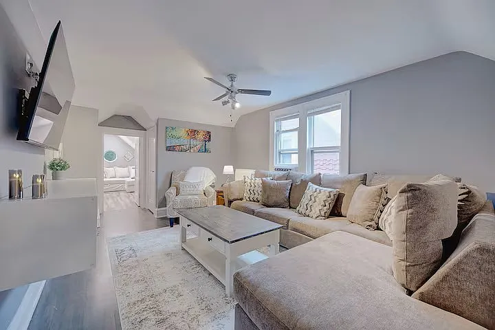 1301 E Oklahoma Ave #2 — Photo 5