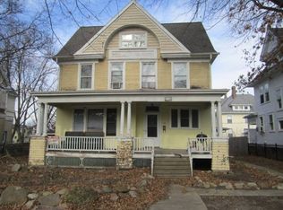 1118 W Church St, Champaign, IL 61821