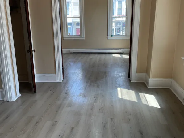 203 S 11th St, Easton, PA 18042