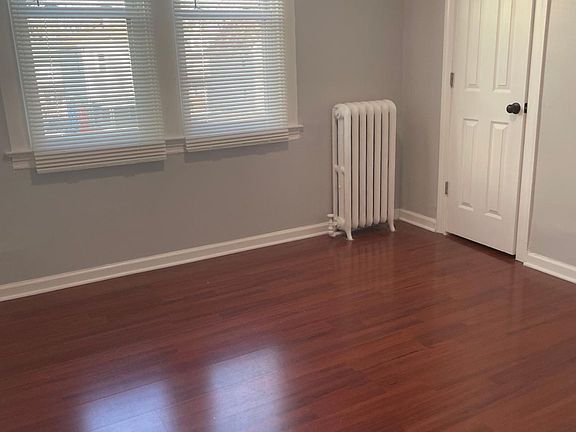 4th image of 237 Pelton Ave #2