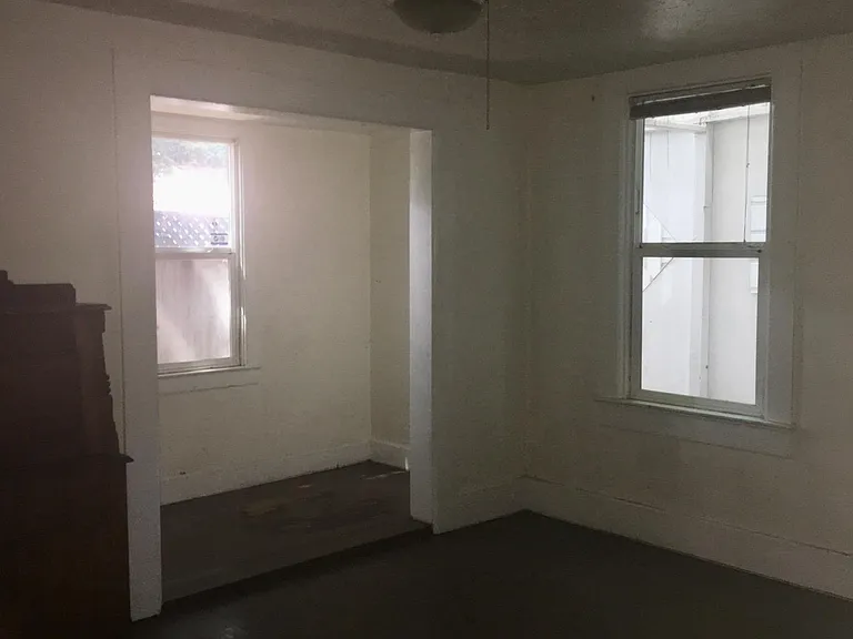 5254 Claremont Ave — Photo 7