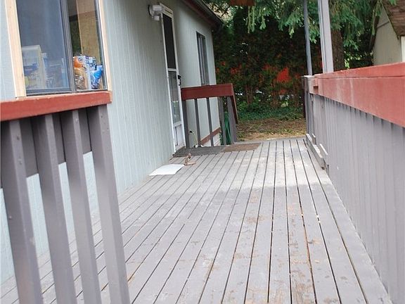 5th image of 2947 Chico Way NW