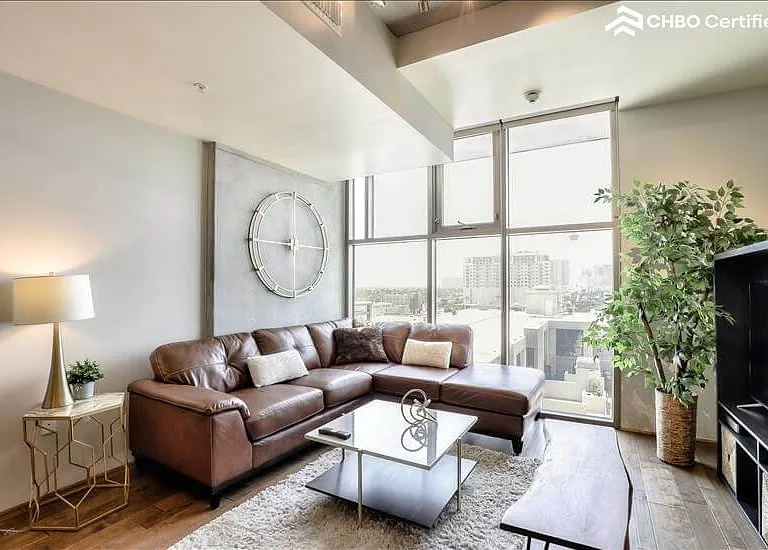 353 E Bonneville Ave #915 — Photo 8