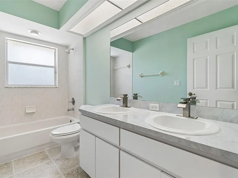 9619 Springbrook Dr — Photo 33
