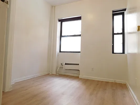 Rented by Corcoran | media 15