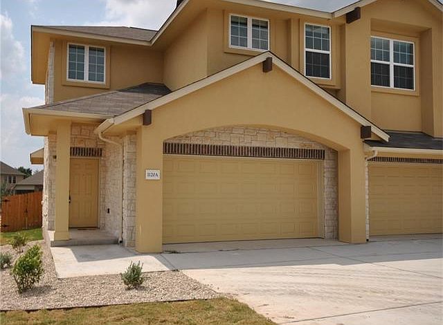 1st image of 1120 Muirfield Bend Dr Unit A