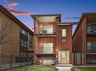 5632 W Goodman St #102, Chicago, IL 60630