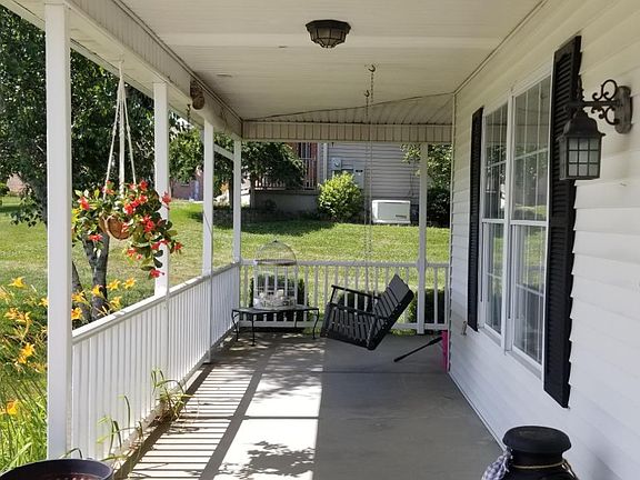 5th image of 10583 Amity Dr