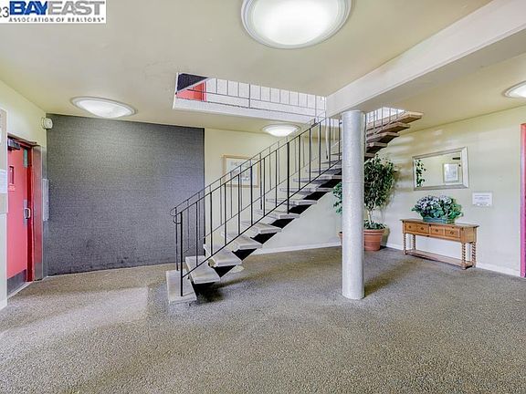 3rd image of 433 Harlan St APT 302
