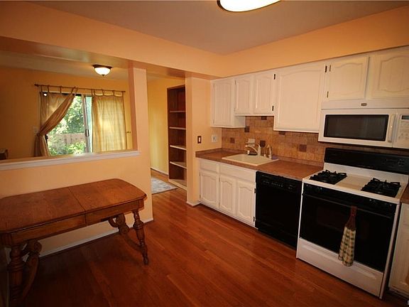 2nd image of 5761 Northfield Pkwy #544