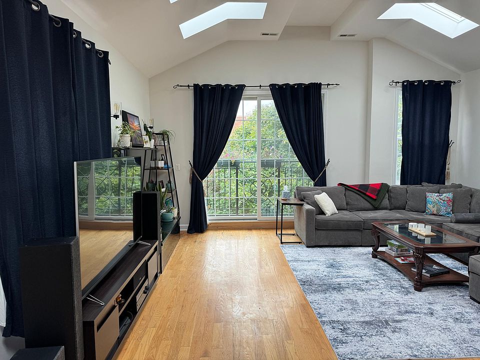 1st image of 1508 N Hudson Ave APT 4