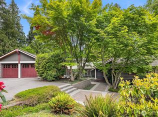 10517 Robbers Roost Rd, Edmonds, WA 98020