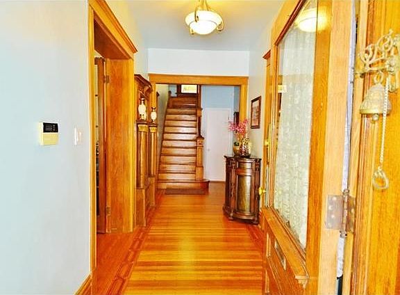 4th image of 2924 Allen Ave