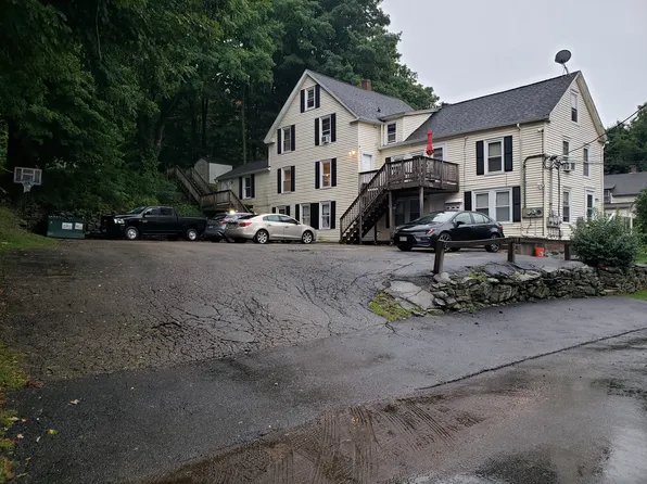 49 Sycamore St APT 3, Millbury, MA 01527