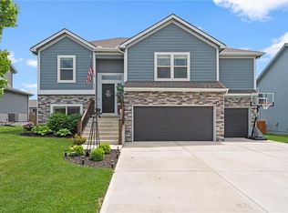 16025 Craig St, Basehor, KS 66007