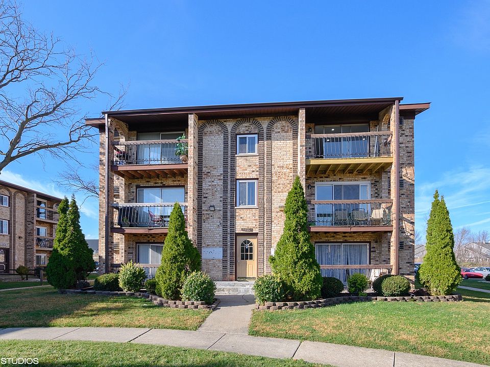 1st image of 15826 Orlan Brook Dr APT 1S