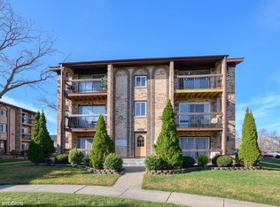 15826 Orlan Brook Dr APT 1S, Orland Park, IL 60462