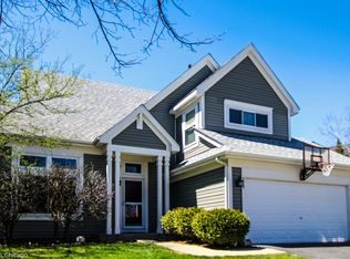 558 W Camden Ln, South Elgin, IL 60177