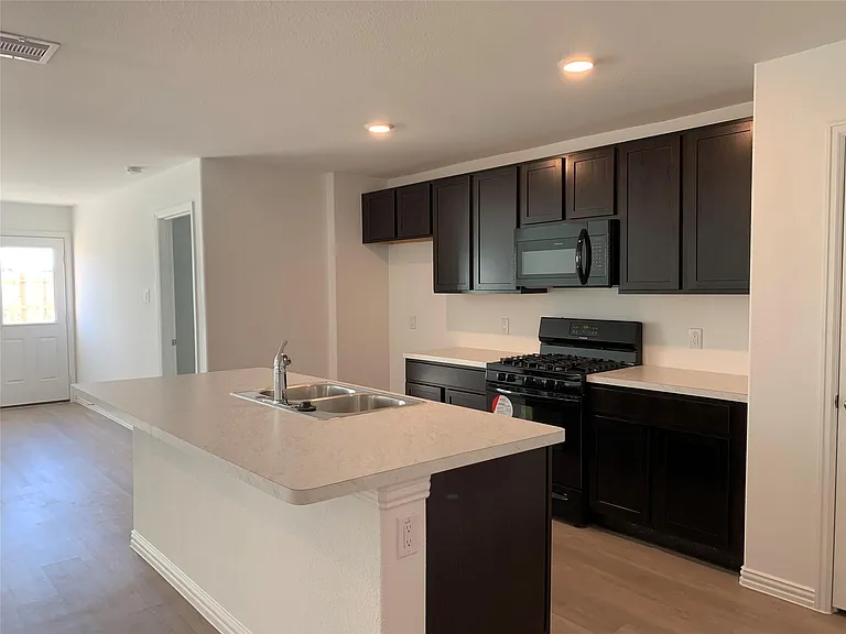 18118 Rockvine Dr — Photo 11