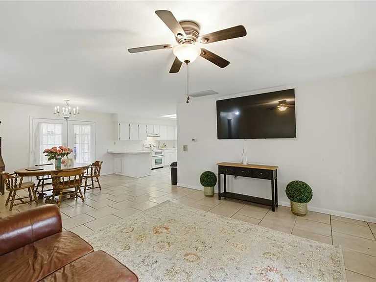 5999 NW 90th Ave — Photo 19