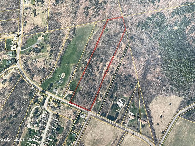 2nd image of 1510 Thompsons Lake Road