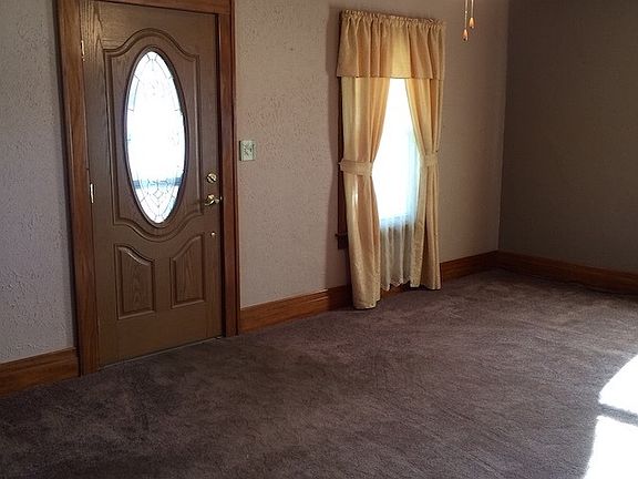 4th image of 120 Avalon Blvd