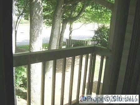 3rd image of 3636 Maple Glenn Ln