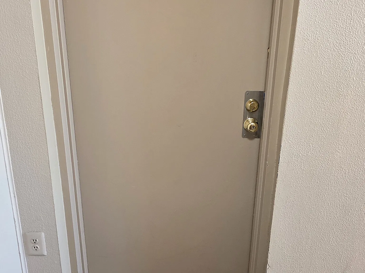 1526 Raspberry Ct — Photo 2