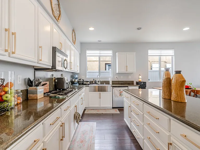 39112 Desert Holly Ln — Photo 14