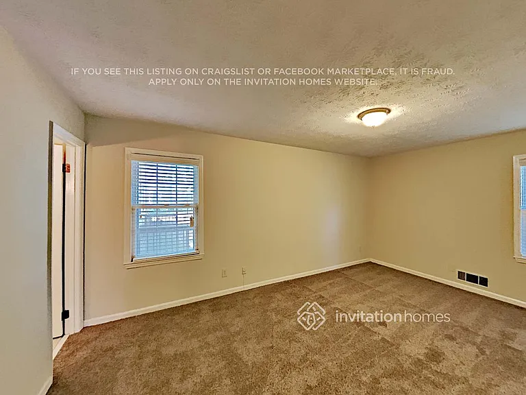 3158 Larkspur Cir — Photo 13