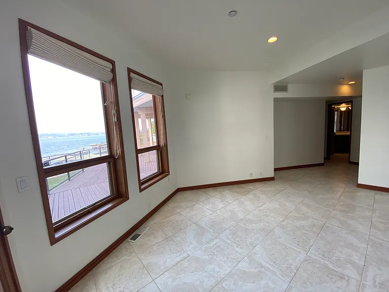 8279 W Mercer Way — Photo 13