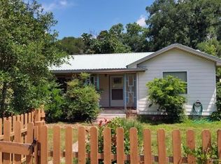 306 W 7th St, Burnet, TX 78611