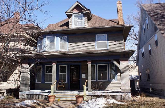 1st image of 877 Lincoln Ave