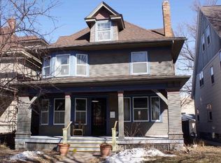 877 Lincoln Ave, Saint Paul, MN 55105