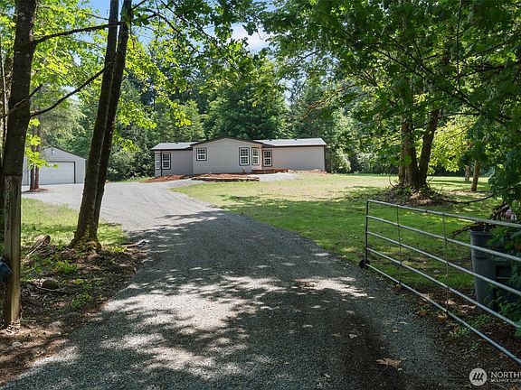 3rd image of 33517 S 98th Court