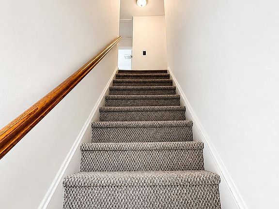 5th image of 13 Wedgewood Dr APT 87