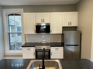 47 White St APT 3, Saratoga Springs, NY 12866