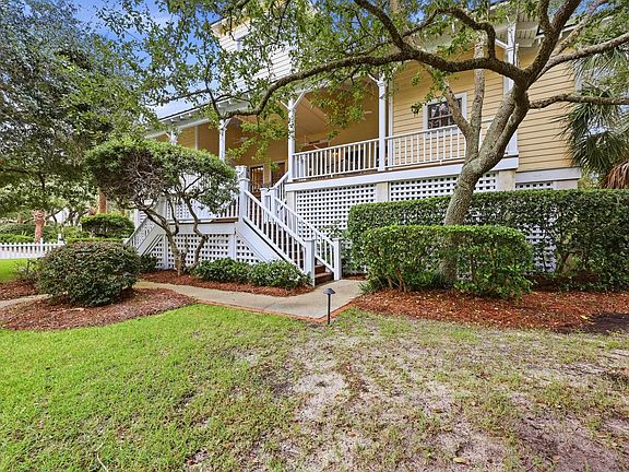 4th image of 13 Beachwalker Ct.