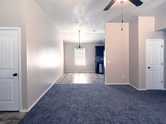 4th image of 1421 NW 129th Ter