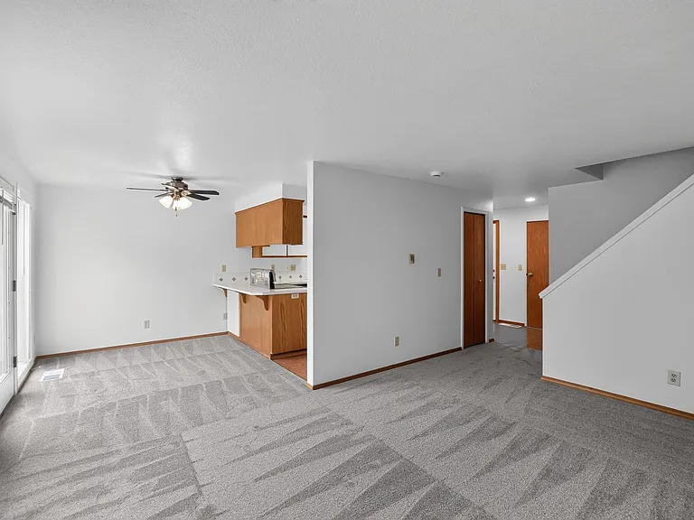 20463 SW Midline St — Photo 9