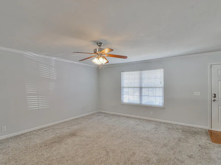3134 Prater Ct — Photo 31