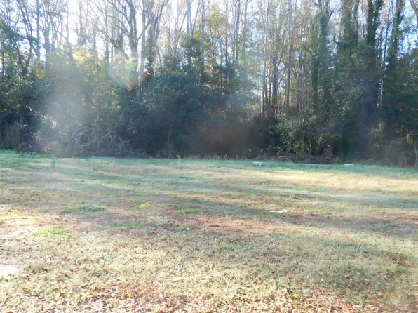 500 Holly St, Gaffney, SC 29340