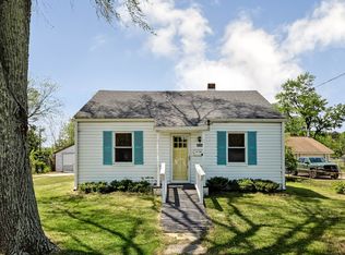 306 Sunset Cir, Hopewell, VA 23860