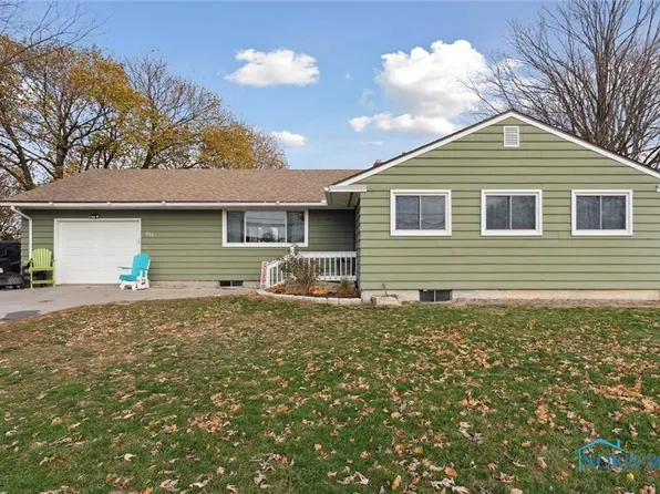 535 E Linfoot St, Wauseon, OH 43567