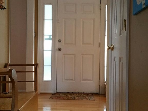 3rd image of 7302 Harvestview Ct