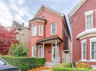 21 Oxford St, Hamilton, ON L8R 2W9