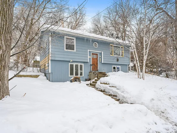 4925 Plymouth Rd, Mound, MN 55364